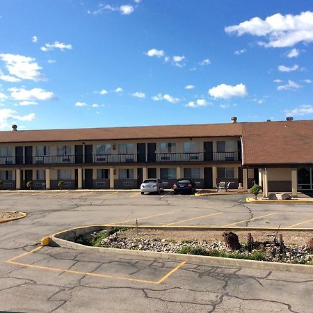 Econo Lodge بيفر المظهر الخارجي الصورة