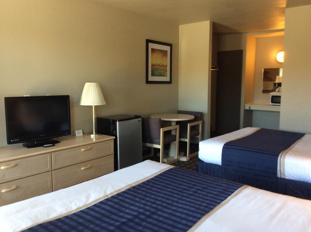 Econo Lodge بيفر المظهر الخارجي الصورة