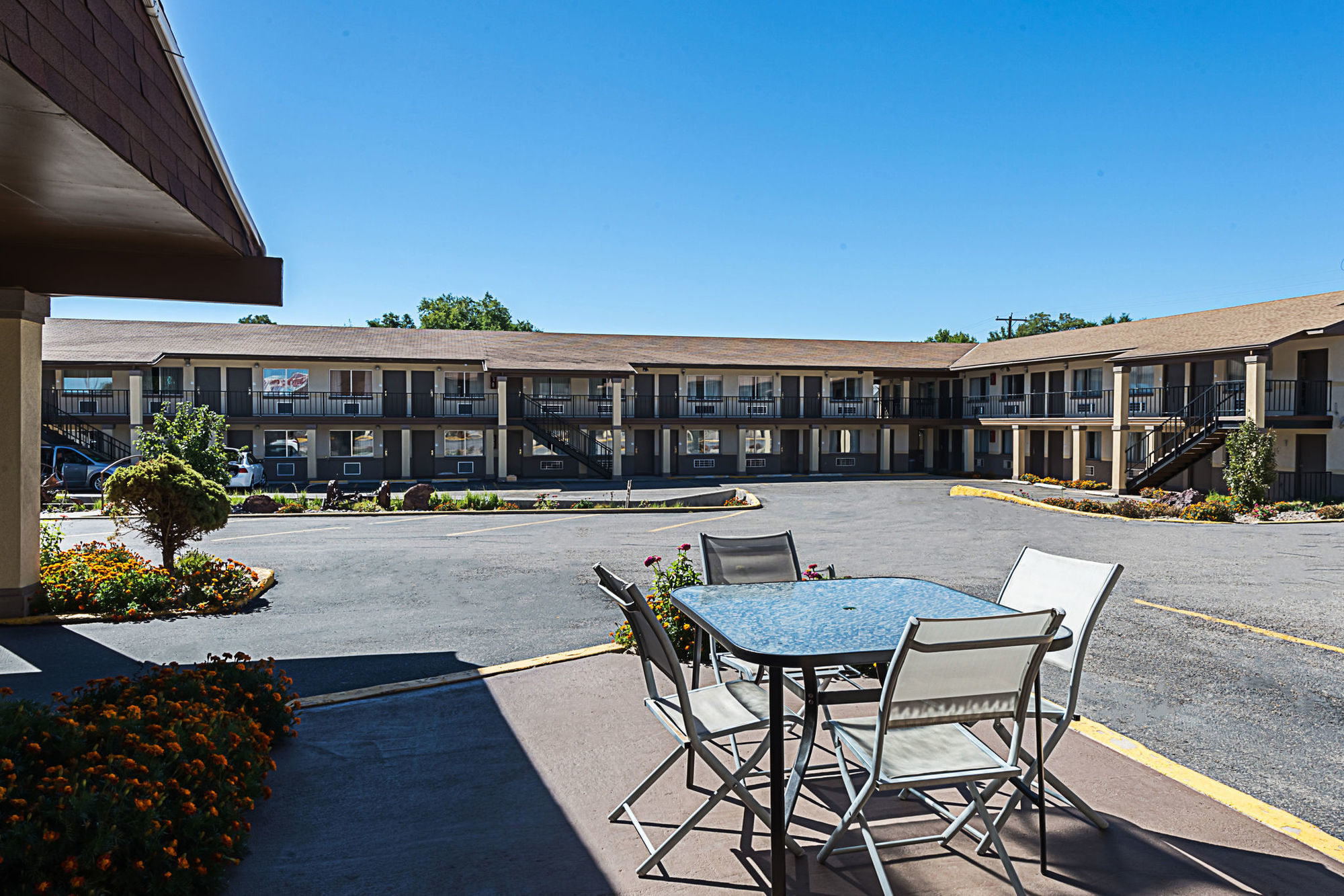 Econo Lodge بيفر المظهر الخارجي الصورة
