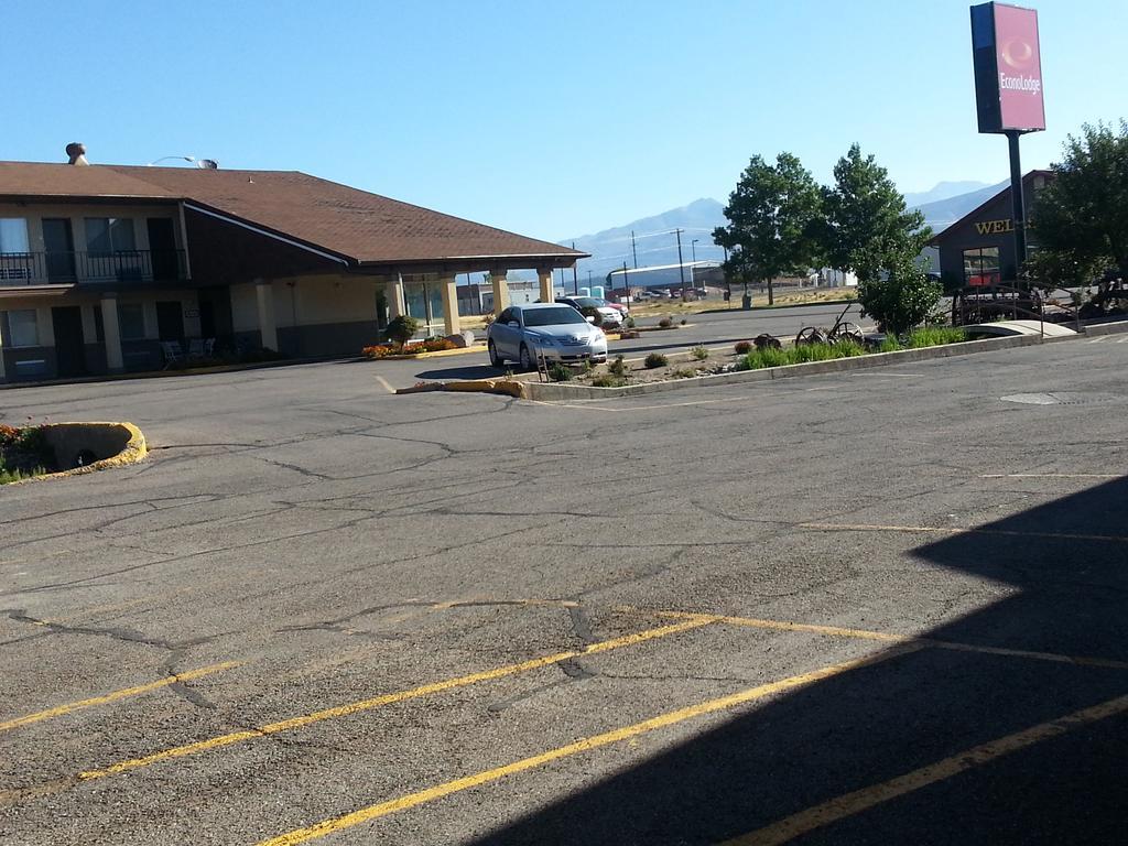 Econo Lodge بيفر المظهر الخارجي الصورة