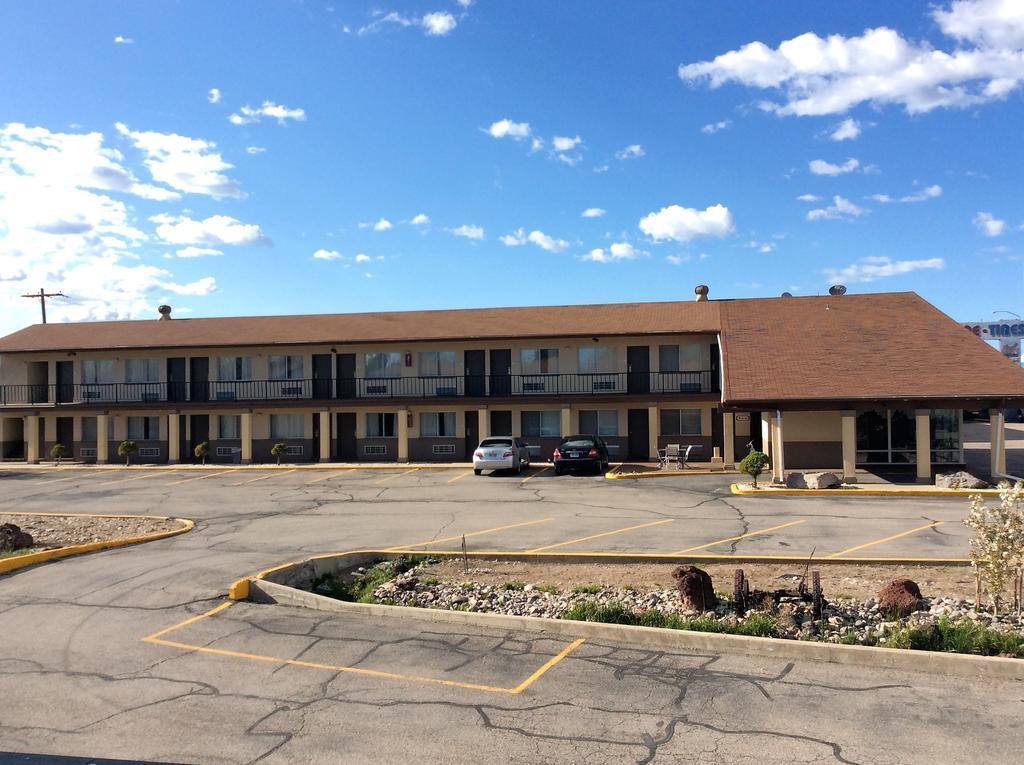 Econo Lodge بيفر المظهر الخارجي الصورة